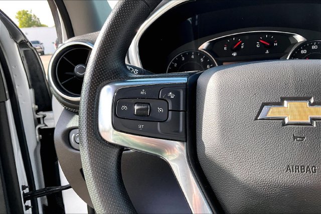 Used 2025 Chevrolet Blazer LT FWD image 18