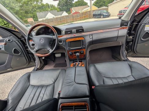 Used 2005 Mercedes-Benz S 55 AMG image 16