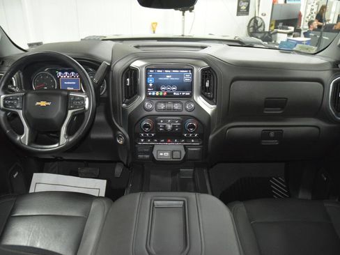 Used 2022 Chevrolet Silverado 2500 LTZ w/ LTZ Premium Package AWD/4WD image 33