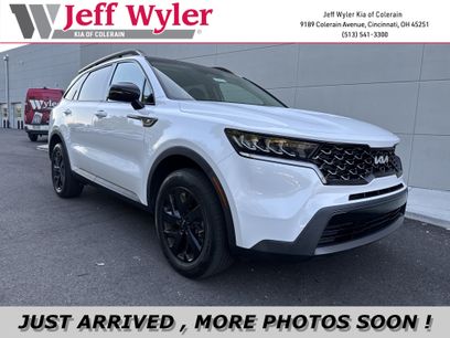 Used 2023 Kia Sorento S w/ Panoramic Sunroof Package