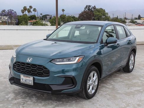 Certified 2024 Honda HR-V LX image 3