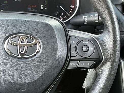 Used 2024 Toyota RAV4 LE FWD image 14