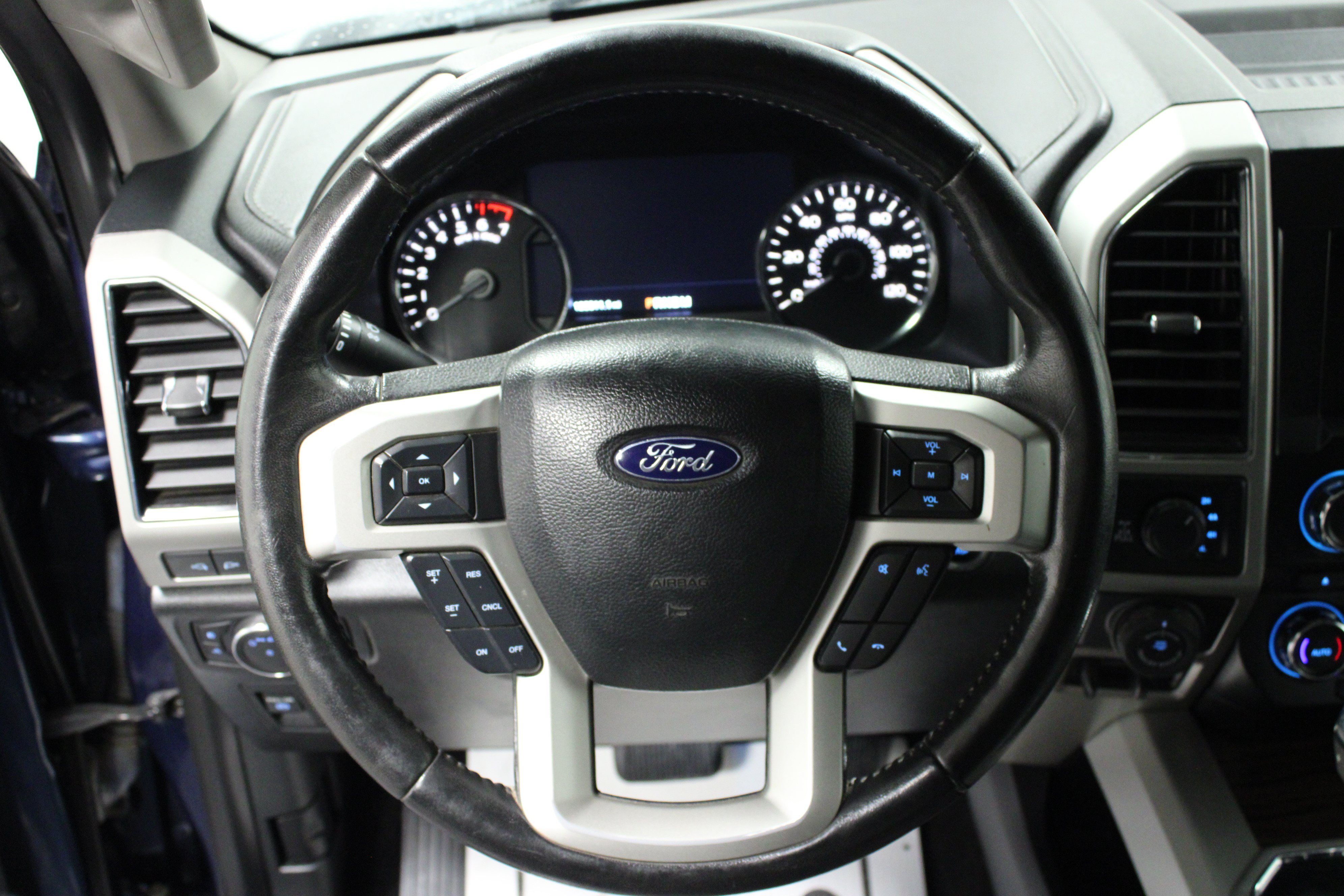 Used 2018 Ford F150 Lariat AWD/4WD image 17