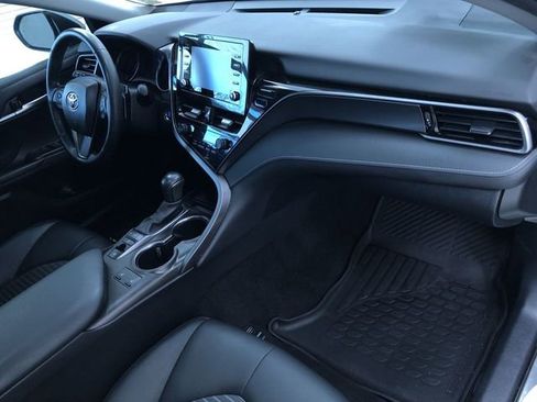 Used 2023 Toyota Camry SE image 24