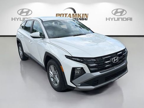 New 2026 Hyundai Tucson SE FWD image 3