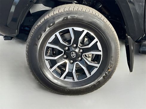 Used 2023 Toyota Tacoma TRD Sport image 30