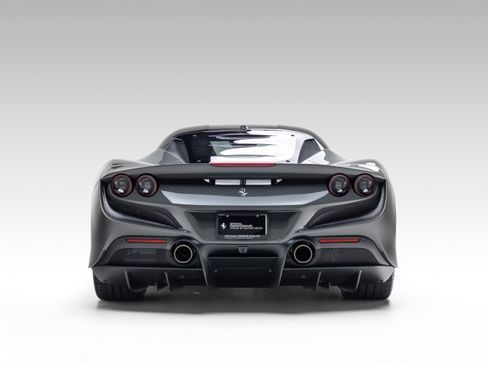 Certified 2022 Ferrari F8 Tributo RWD image 6