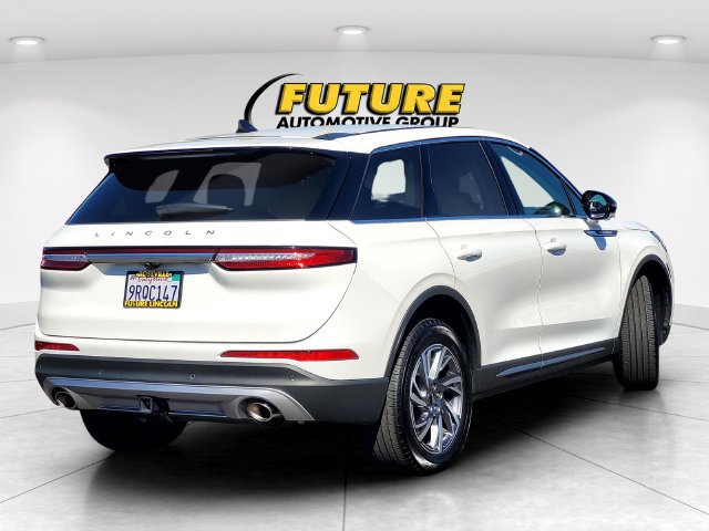 Used 2024 Lincoln Corsair AWD w/ Equipment Group 101A image 4