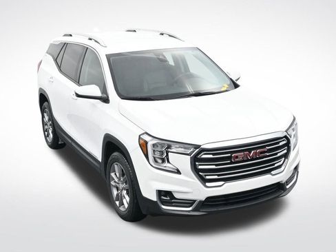 Used 2024 GMC Terrain SLT image 23
