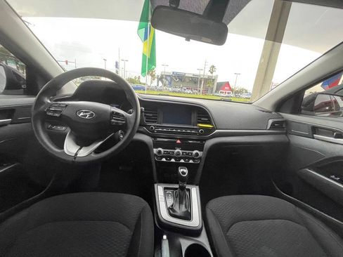 Used 2020 Hyundai Elantra SEL w/ Cargo Package (C1) FWD image 18