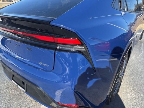 Used 2026 Toyota Prius XLE image 12