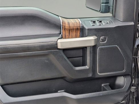 Used 2019 Ford F150 Lariat w/ Equipment Group 502A Luxury image 15