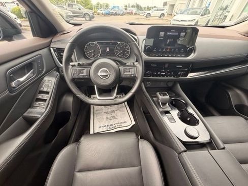 Used 2023 Nissan Rogue SL w/ SL Premium Package AWD/4WD image 15