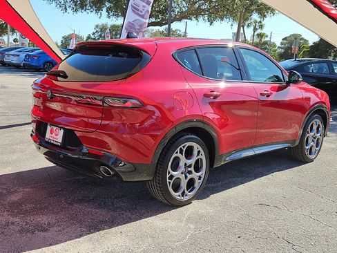 Used 2024 Alfa Romeo Tonale Veloce image 4