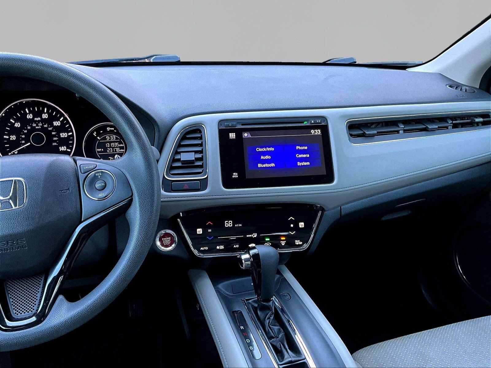 Used 2018 Honda HR-V EX image 9