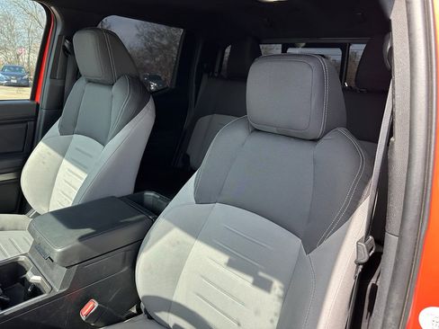 Used 2024 Toyota Tacoma TRD Sport w/ TRD Sport Upgrade Package image 12