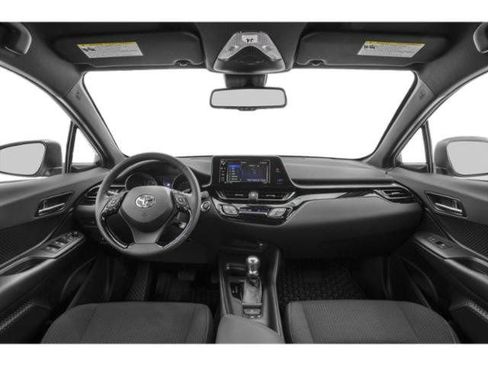 Used 2018 Toyota C-HR XLE FWD image 8