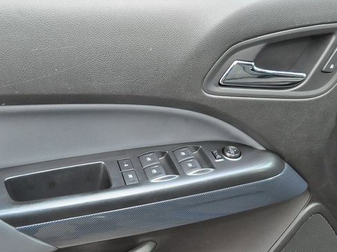 Used 2019 Chevrolet Colorado Z71 image 12