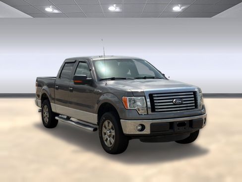 Used 2011 Ford F150 XLT w/ XLT Chrome Pkg RWD image 7