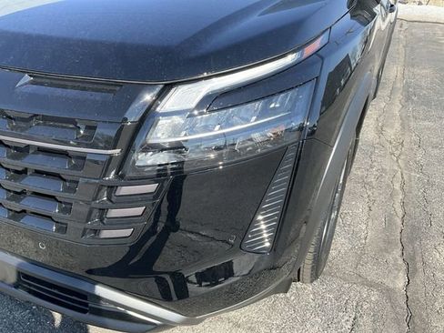 New 2026 Nissan Pathfinder SV image 35