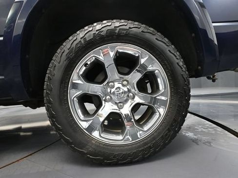 Used 2016 RAM 1500 Laramie w/ Convenience Group AWD/4WD image 12