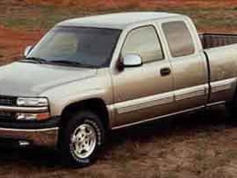 Used 2002 Chevrolet Silverado 1500 LT RWD image 1