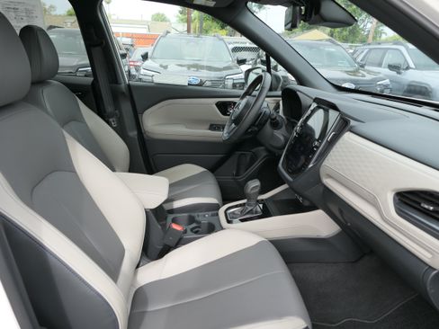 Used 2025 Subaru Forester Limited AWD/4WD image 26