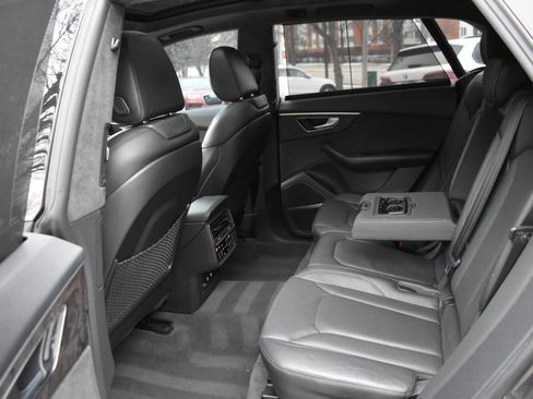 Used 2019 Audi Q8 Prestige w/ Luxury Package image 39