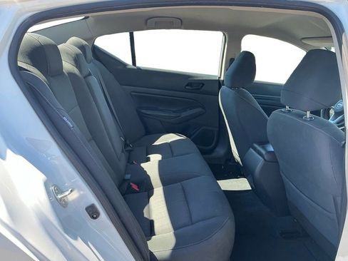Used 2025 Nissan Altima 2.5 SV FWD image 23