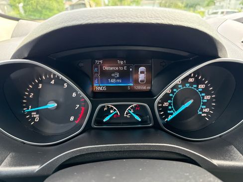 Used 2016 Ford Escape SE w/ SE Cold Weather Package AWD/4WD image 18