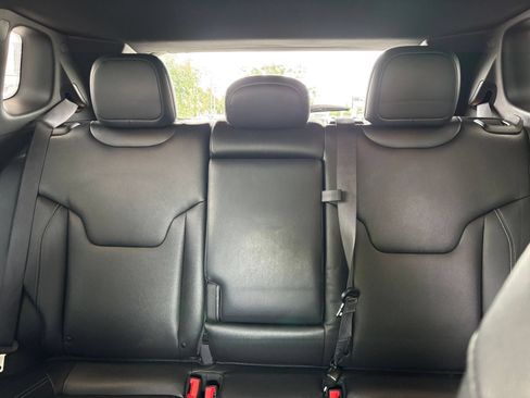 Used 2025 Jeep Compass Limited AWD/4WD image 38