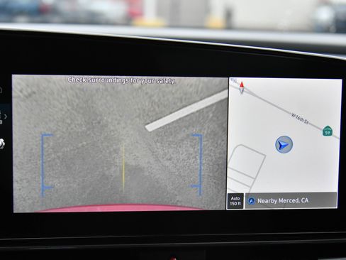 Used 2024 Hyundai Elantra SEL image 18