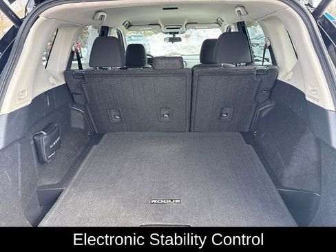 Certified 2025 Nissan Rogue SV AWD/4WD image 15