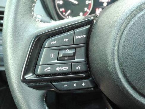 Used 2025 Subaru Forester Premium AWD/4WD image 35
