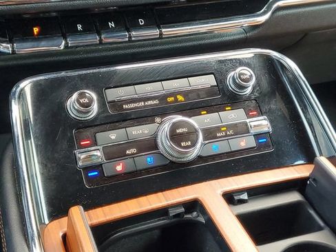 Used 2019 Lincoln Navigator Reserve AWD/4WD image 27