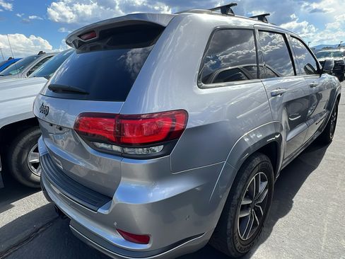 Used 2021 Jeep Grand Cherokee High Altitude AWD/4WD image 3