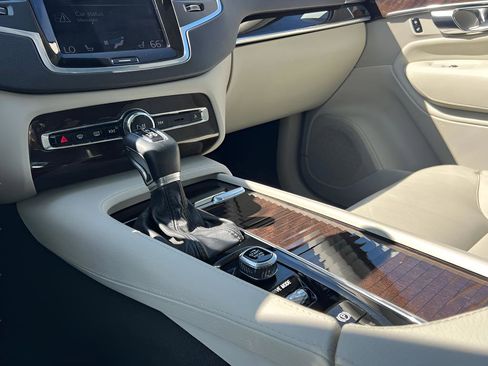 Used 2019 Volvo XC90 T5 Momentum w/ Protection Package Premier image 64