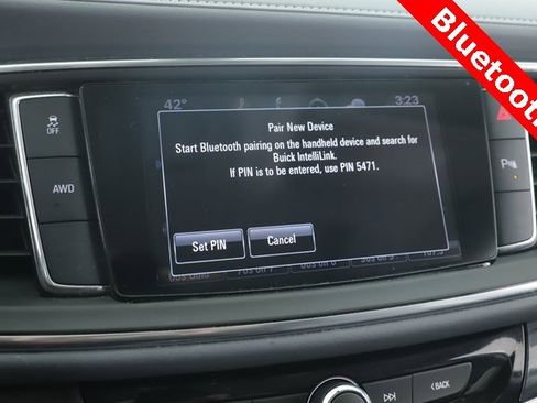 Used 2019 Buick Enclave Essence image 5