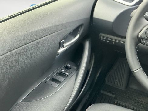 Certified 2026 Toyota Corolla SE FWD image 20