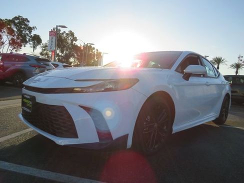 Certified 2026 Toyota Camry SE w/ Convenience Package image 3