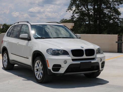 Used 2011 BMW X5 xDrive35i AWD/4WD image 4
