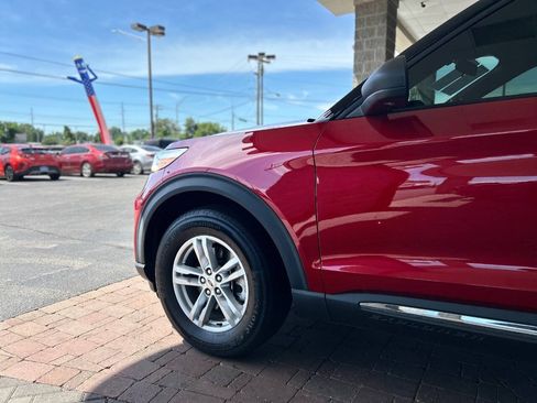Used 2020 Ford Explorer XLT AWD/4WD image 8