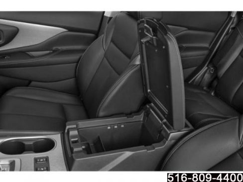 Used 2023 Nissan Murano Platinum w/ Cargo Package image 18