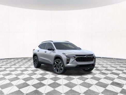 New 2026 Chevrolet Trax RS w/ Sunroof Package FWD image 8