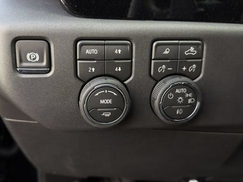 New 2026 Chevrolet Silverado 1500 LT Trail Boss w/ LT Trail Boss Premium Package AWD/4WD image 19