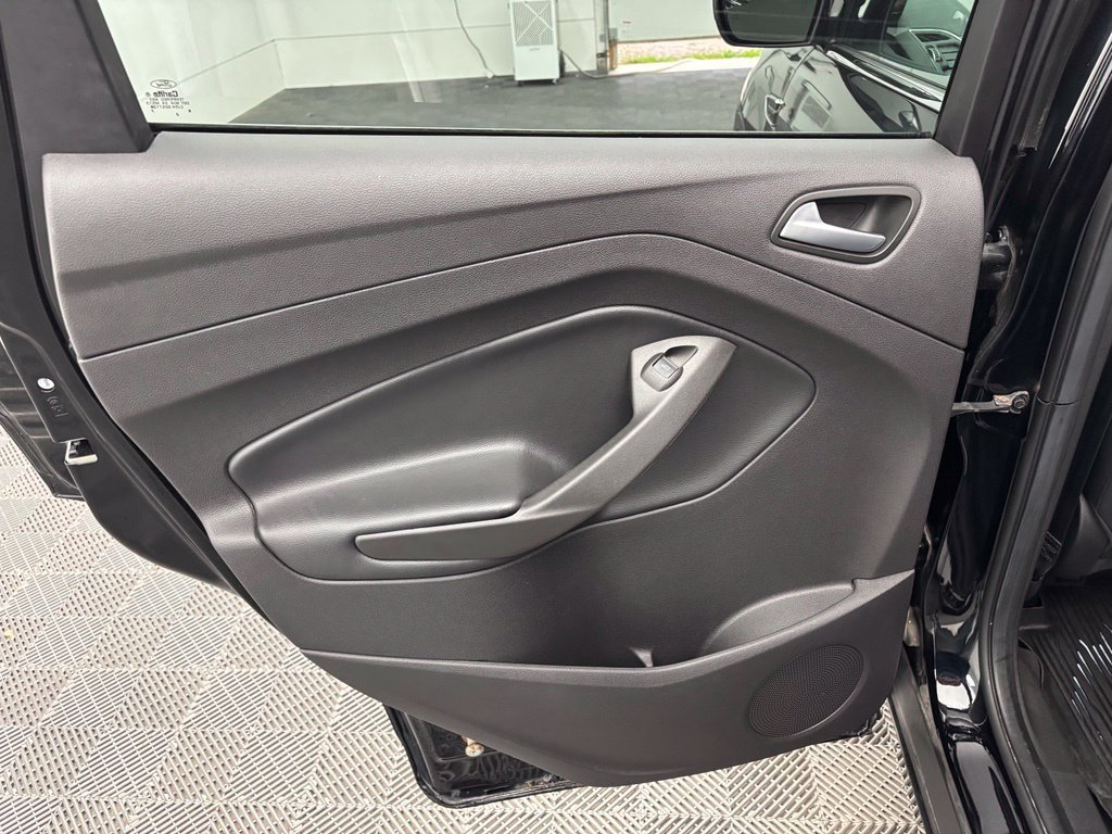 Used 2018 Ford Escape SEL FWD image 33