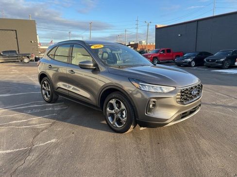 Used 2025 Ford Escape ST-Line Select image 1