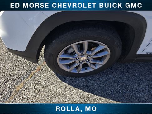 Certified 2024 GMC Terrain SLT AWD/4WD image 9
