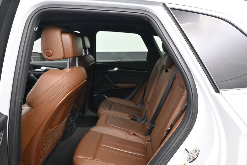 Used 2020 Audi Q5 2.0T Premium Plus AWD/4WD image 17