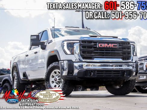Used 2024 GMC Sierra 2500 Pro AWD/4WD image 1
